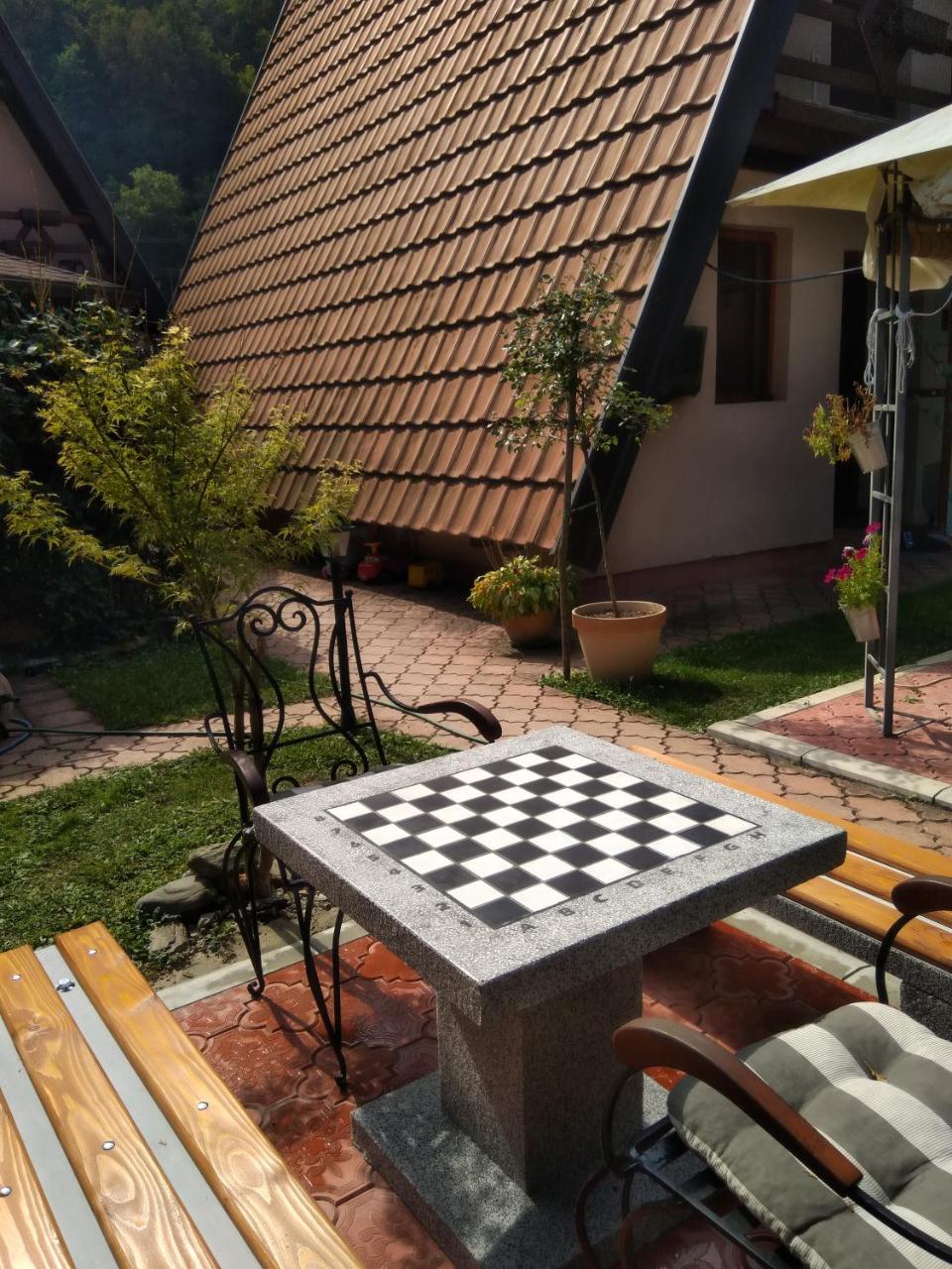Viola I Detelina Apartments ペルチャツ エクステリア 写真